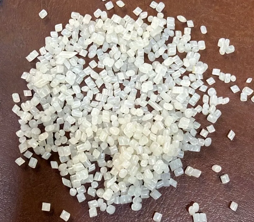 PP MOLDING NATURAL