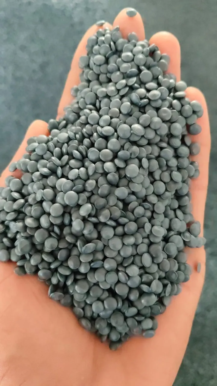 Recycled black B1 — image 1 of 2